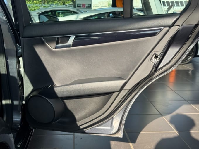 2025 Mercedes-benz C-class