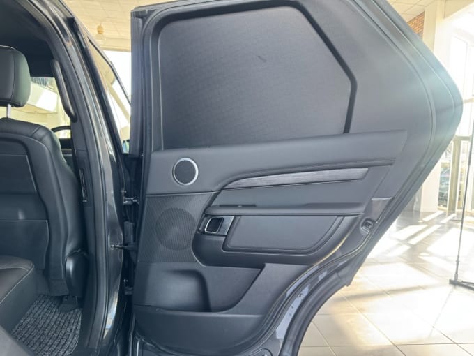 2025 Land Rover Discovery