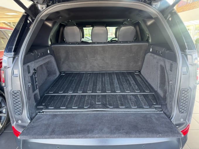 2025 Land Rover Discovery