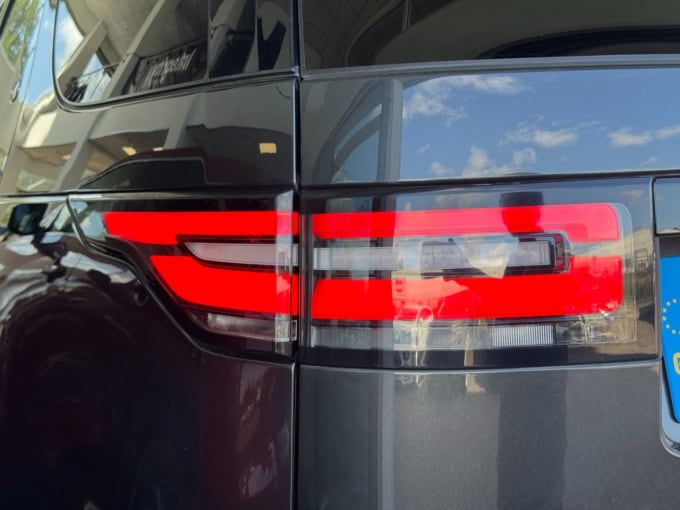2025 Land Rover Discovery