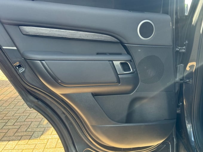 2025 Land Rover Discovery