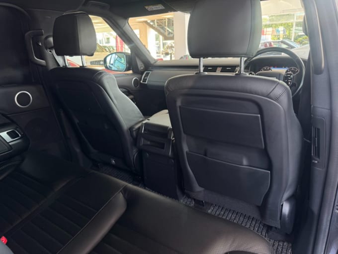 2025 Land Rover Discovery