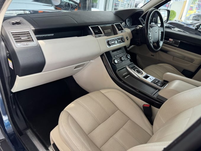 2025 Land Rover Range Rover Sport
