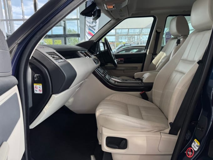 2025 Land Rover Range Rover Sport