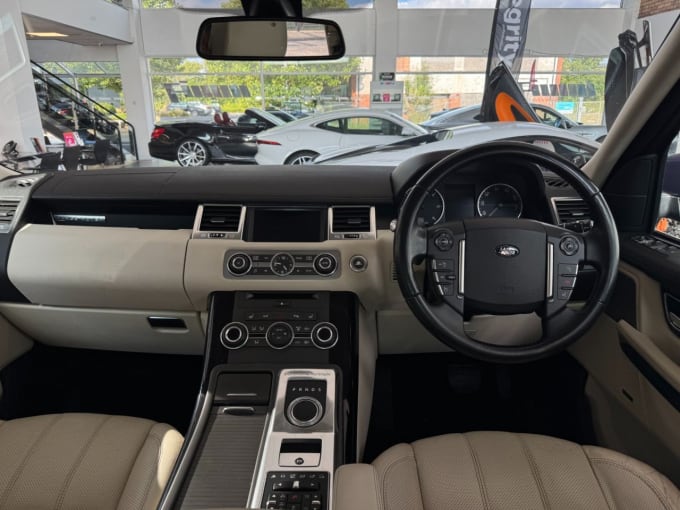 2025 Land Rover Range Rover Sport