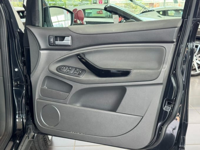 2025 Ford Kuga