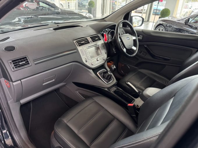 2025 Ford Kuga