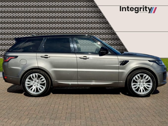 2025 Land Rover Range Rover Sport