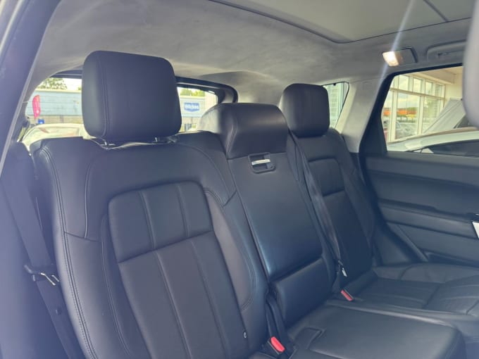 2025 Land Rover Range Rover Sport