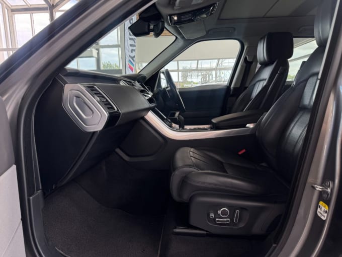 2025 Land Rover Range Rover Sport