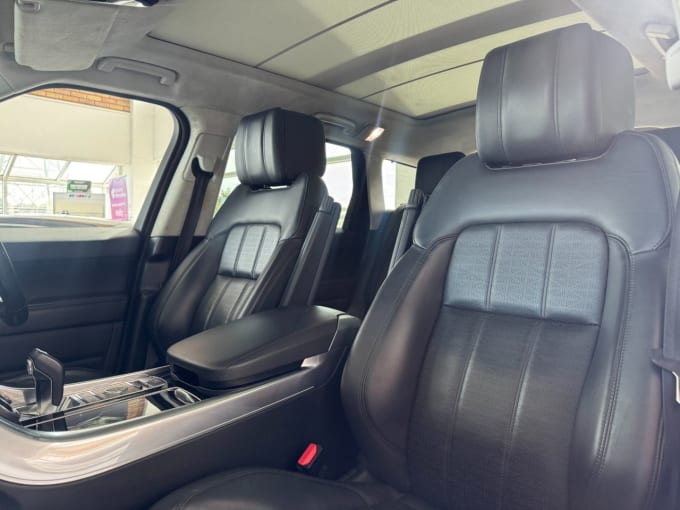 2025 Land Rover Range Rover Sport