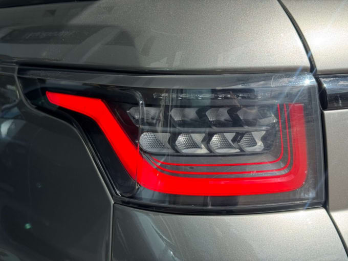 2025 Land Rover Range Rover Sport