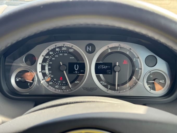 2025 Aston Martin Vantage