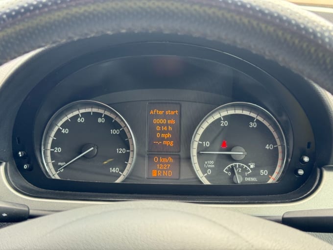 2025 Mercedes-benz Vito