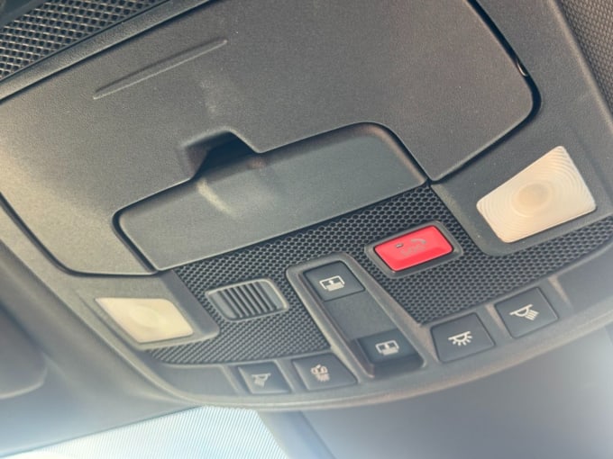 2025 Ford S-max