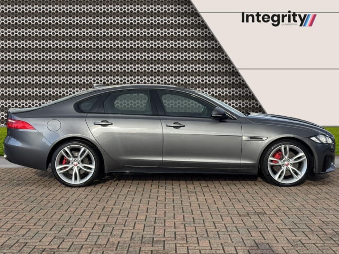 2025 Jaguar Xf
