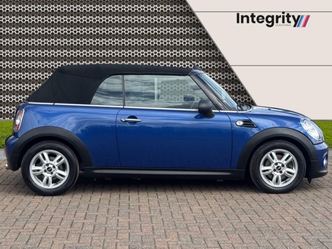 2025 Mini Convertible