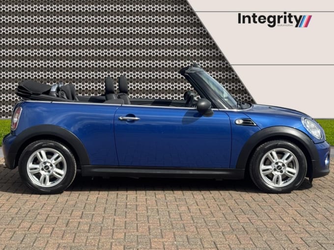 2025 Mini Convertible