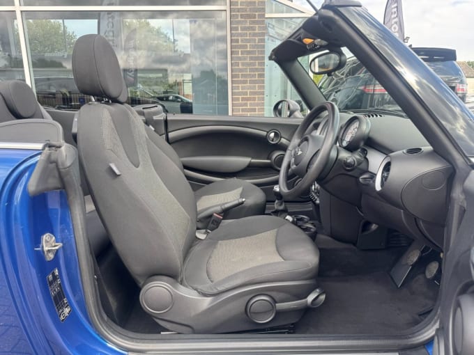 2025 Mini Convertible