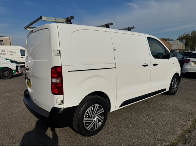 2025 Peugeot Expert