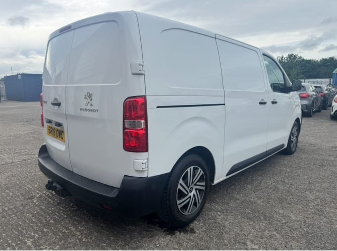 2025 Peugeot Expert