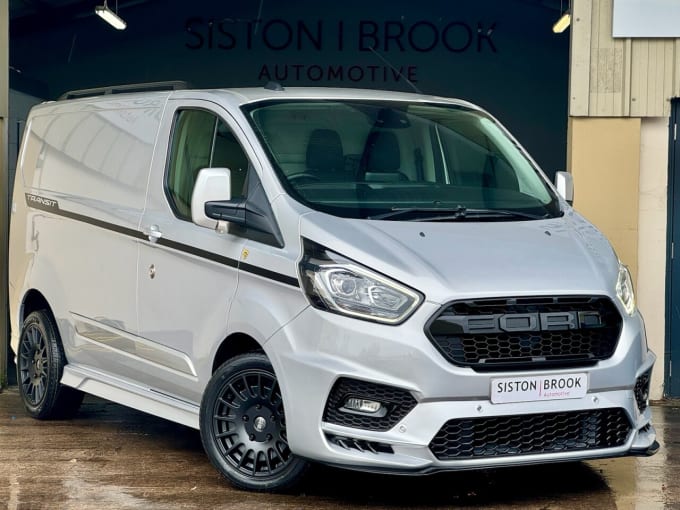 2024 Ford Transit Custom