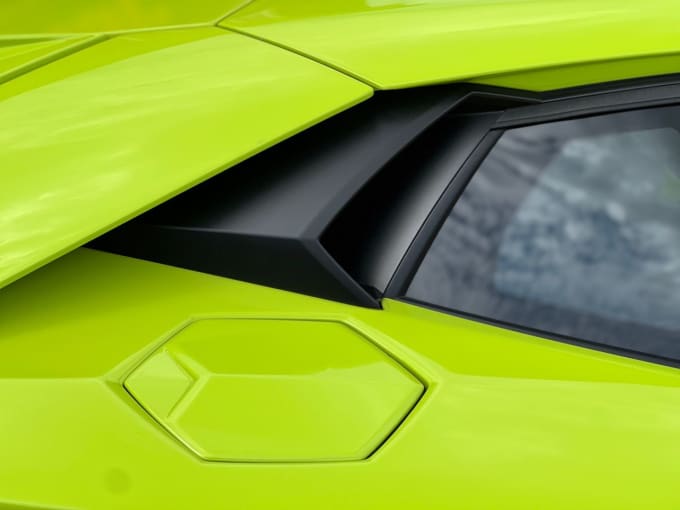 2025 Lamborghini Aventador