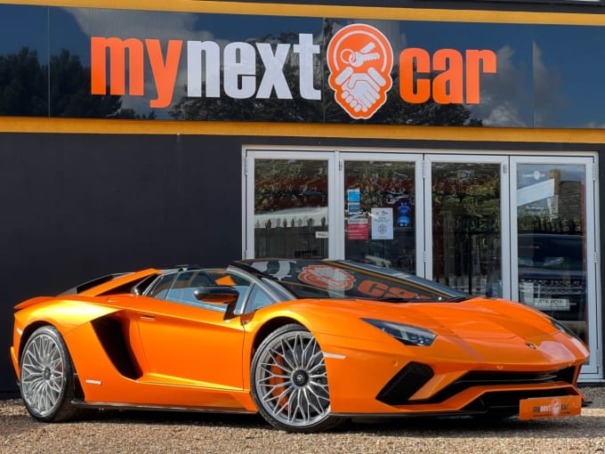 2025 Lamborghini Aventador S