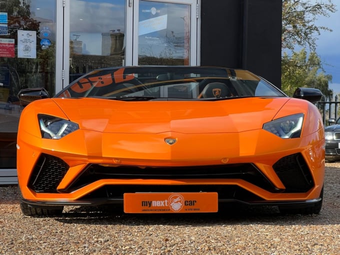 2025 Lamborghini Aventador S