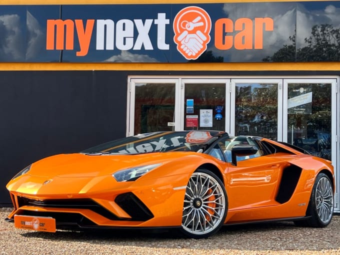 2025 Lamborghini Aventador S