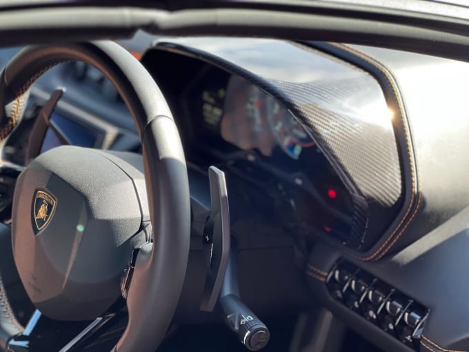 2025 Lamborghini Aventador S