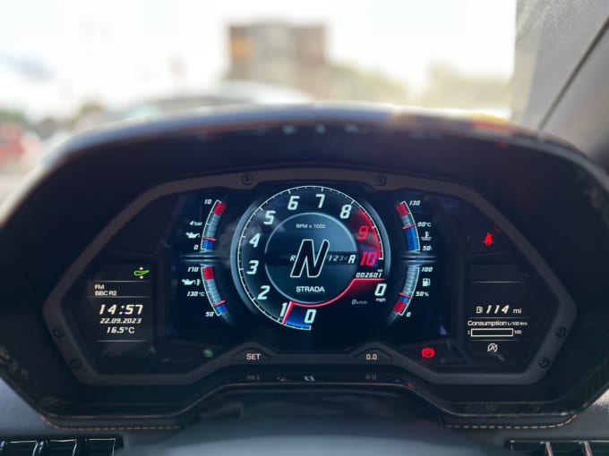 2025 Lamborghini Aventador S