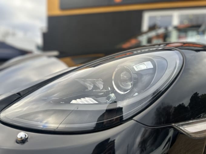 2019 Porsche 718