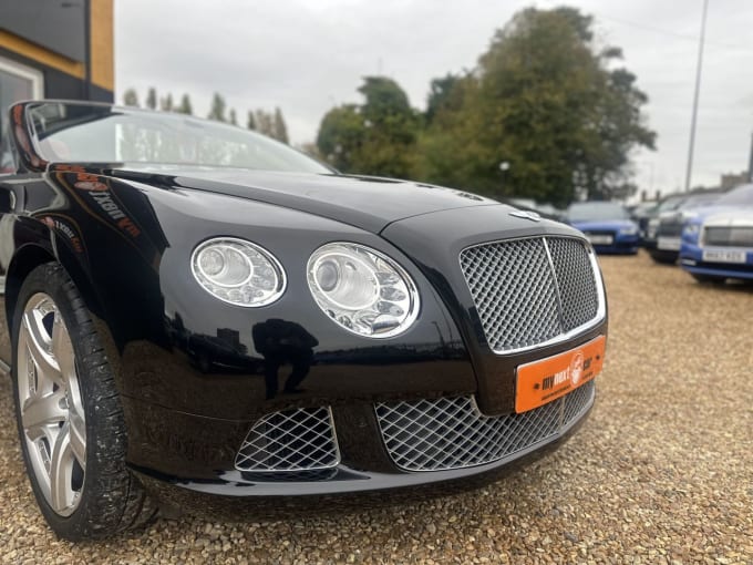 2025 Bentley Continental