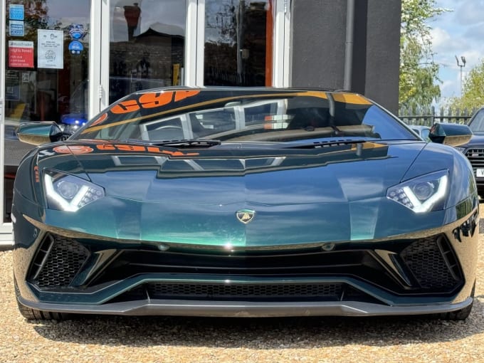 2024 Lamborghini Aventador