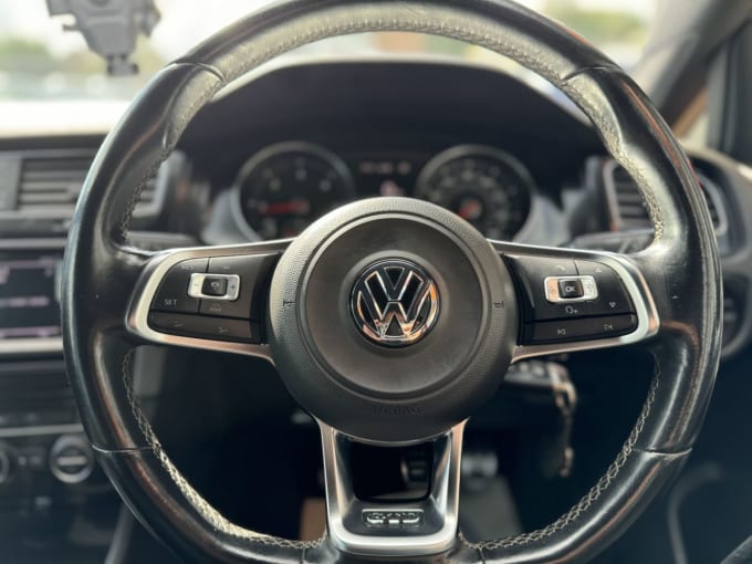 2024 Volkswagen Golf