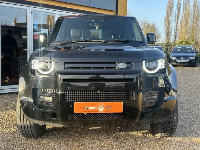 2025 Land Rover Defender