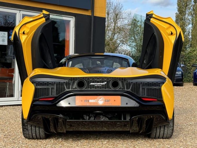 2025 Mclaren Artura