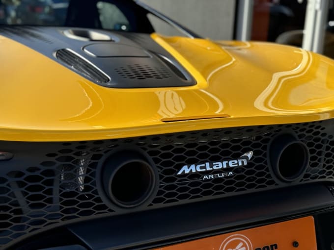 2025 Mclaren Artura