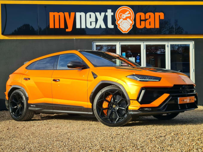 2025 Lamborghini Urus