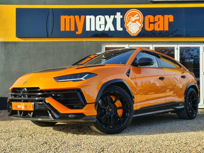 2025 Lamborghini Urus