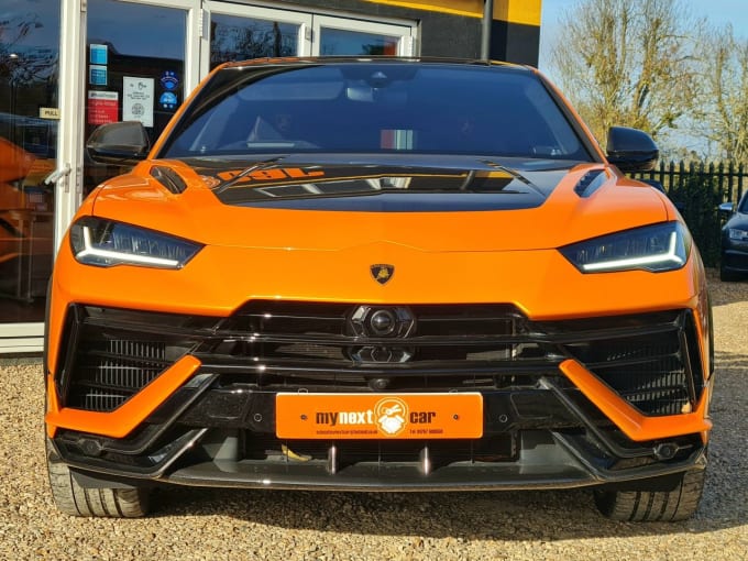 2025 Lamborghini Urus