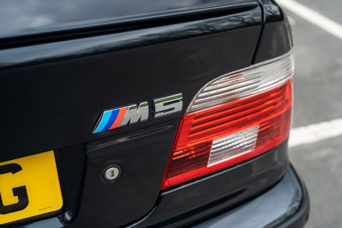 2025 BMW M5