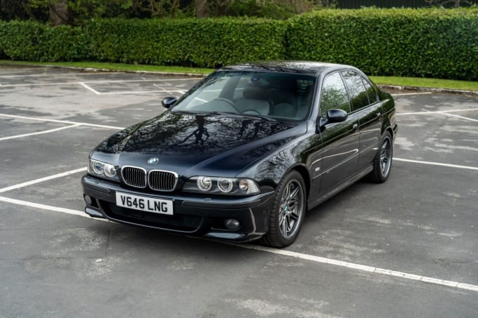 2025 BMW M5