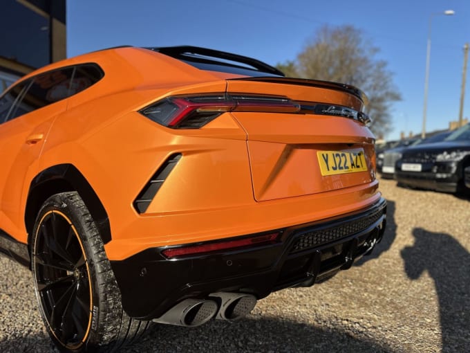 2025 Lamborghini Urus