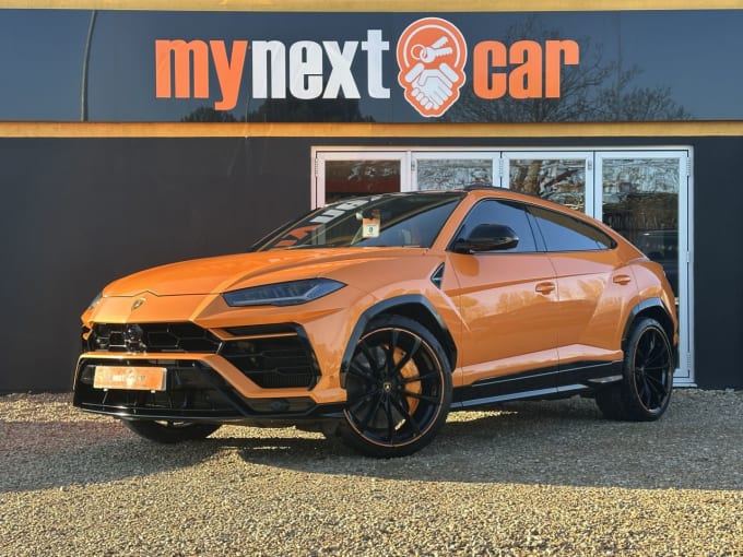 2025 Lamborghini Urus