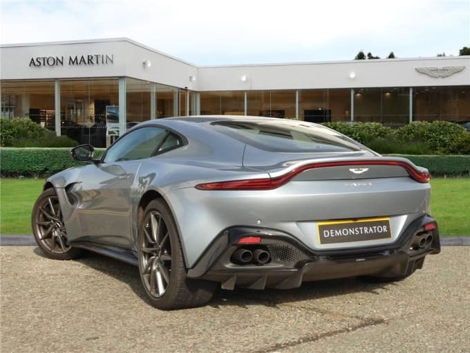 2025 Aston Martin Vantage