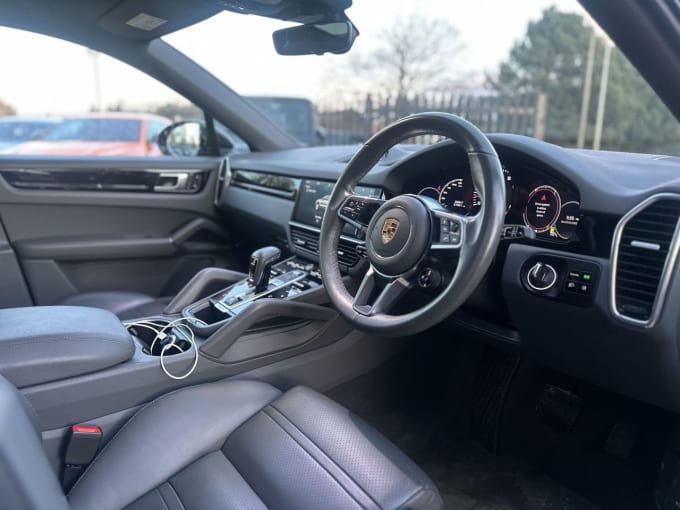 2025 Porsche Cayenne