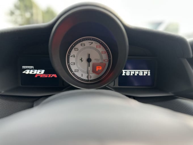 2025 Ferrari 488 Pista Piloti