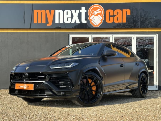 2025 Lamborghini Urus